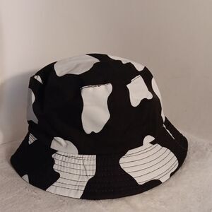Cow Print Reversable Black Bucket Hat